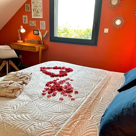 Maison Campagne Spa, Sauna, Cinema, Jardin 펜션 *