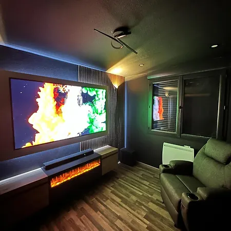 Maison Campagne Spa, Sauna, Cinema, Jardin * Valuejols